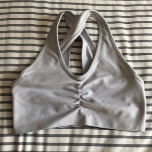 Alphalete Amplify bra in Silver Sky
